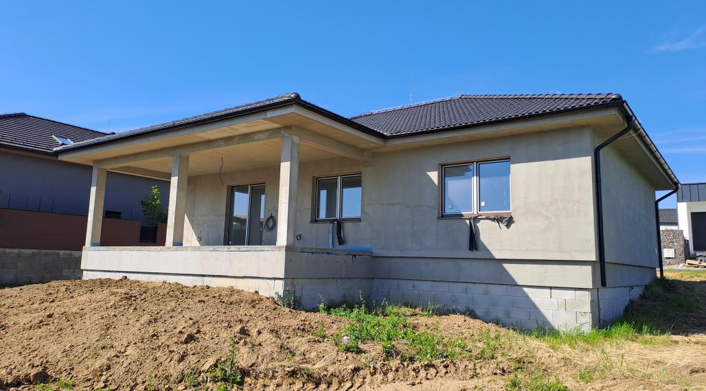 4-izbová novostavba, pozemok 722 alebo 731 m2, Kynek, Nitra