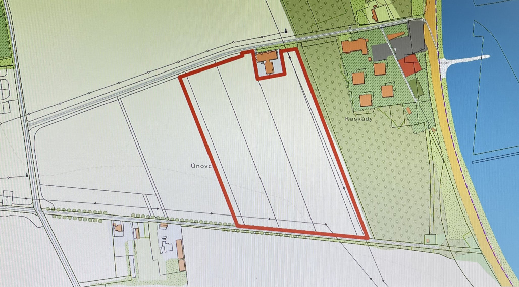 Pozemky v prekrásnej prírodnej časti obce Kajal