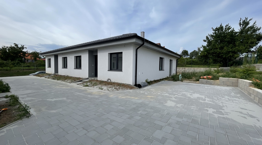 Novostavba 4 izbového rodinného domu v Janíkovciach HOLODOM