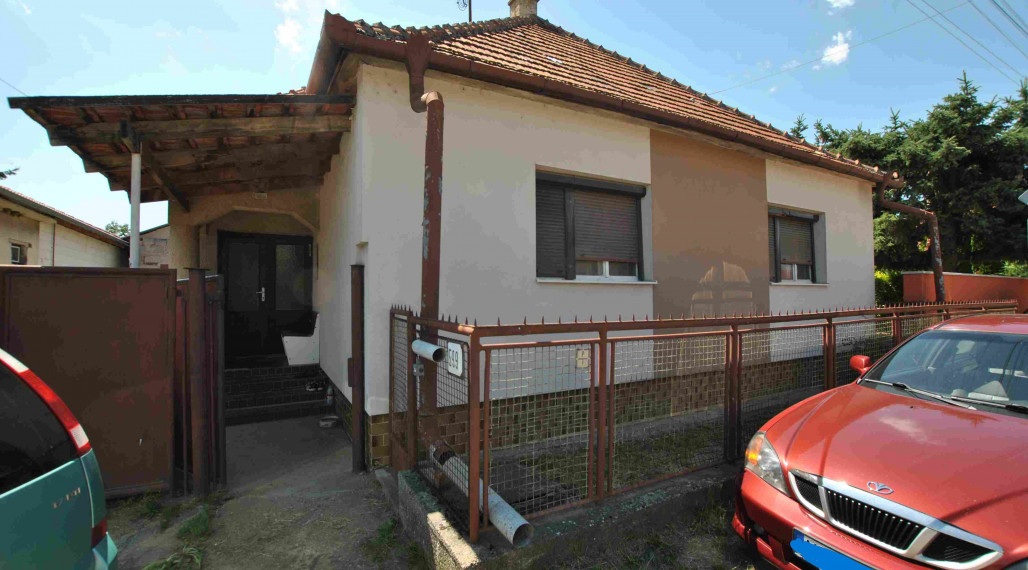 Koval & partners ponúka rodinný dom v obci Zbehy