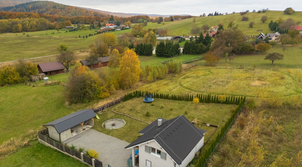 Murovaná CHATA pri rekreačnom stredisku Drozdovo - PREDAJ