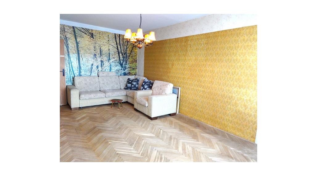 Na predaj 3 izbový byt s krásnym výhľadom, blízke centrum - Levice