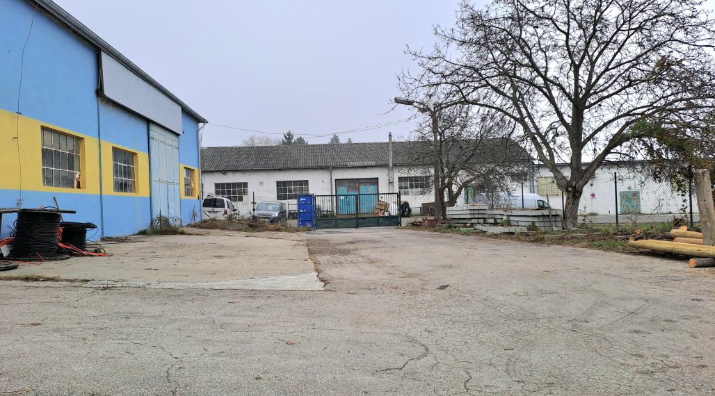 Na prenájom hala s betónovou plochou, Nitra, Chrenová