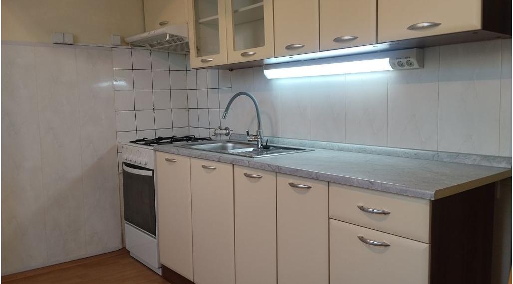 Na predaj 3 izbový byt Párovce, Nitra