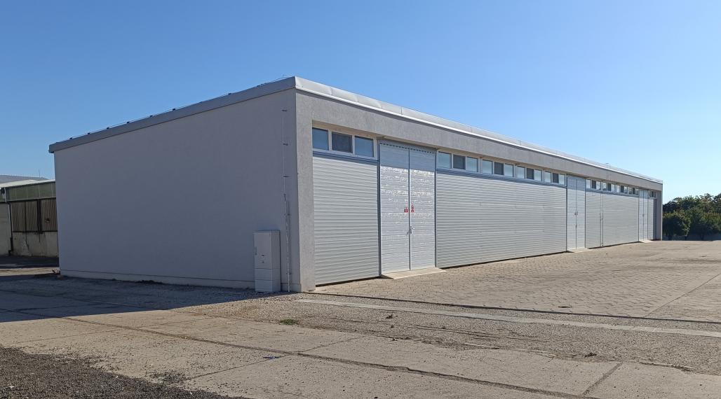 Prenájom moderných skladov 335 m² – flexibilné priestory