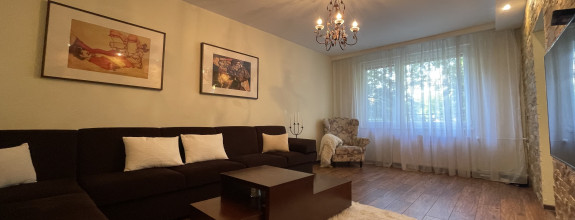Prerobený a zariadený 3 izbový byt v Zlatých Moravciach