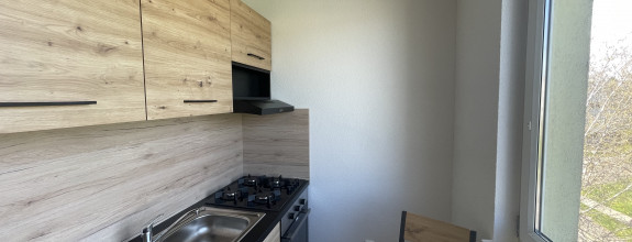 Na prenájom 2,5 izbový byt s balkónom na Chrenovej v Nitre