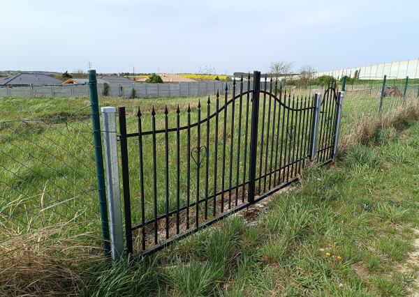 Pozemok 900m2 - Párovské Háje - Nitra