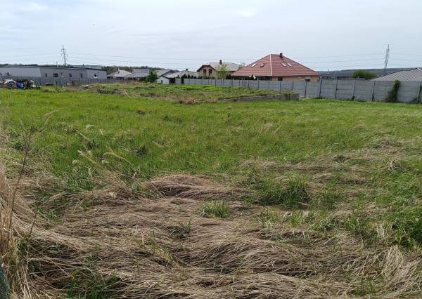 Pekný stavebný pozemok 900 m2 - Nitra