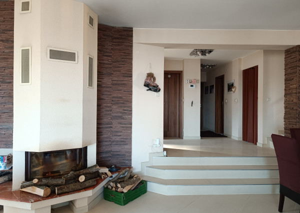 7 izbový dom pod vrchom Žibrica - Štitáre - Nitra