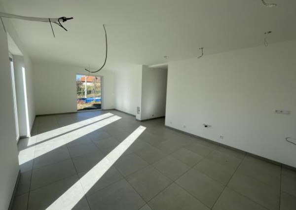 Vianočná akcia - 4 izbová novostavba v ŠTANDARDE za cenu HOLODOMU