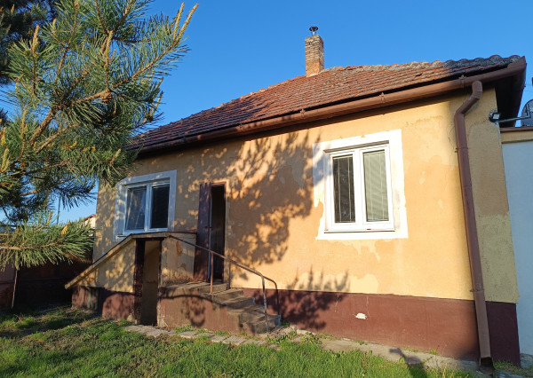 3-izbový rodinný dom - Šurany