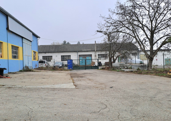 Na prenájom hala s betónovou plochou, Nitra, Chrenová