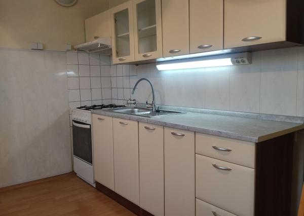 Na predaj 3 izbový byt Párovce, Nitra