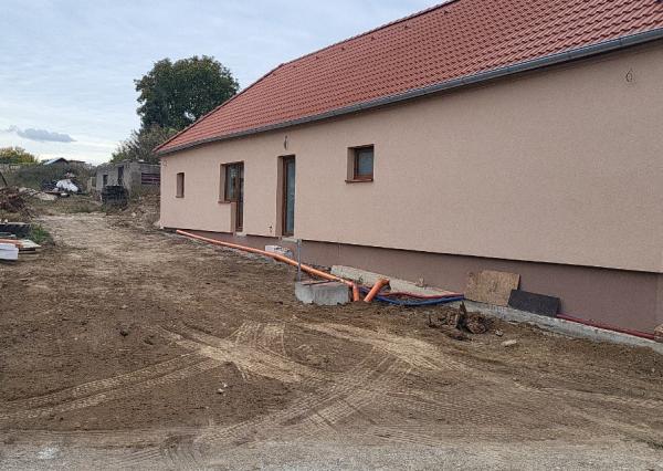 Ponúkame exkluzívne na predaj rodinný dom - Veľké Chyndice