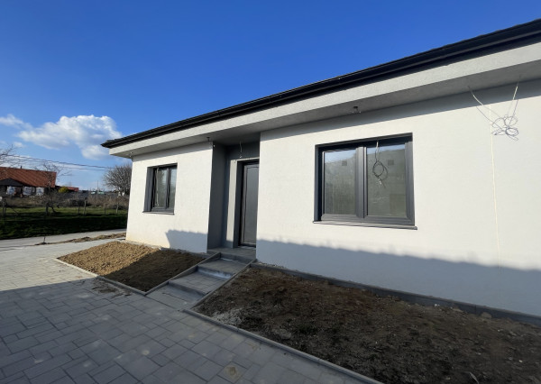Skolaudovaná Novostavba 4 izbového rodinného domu v Janíkovciach HOLODOM - 3D obhliadka